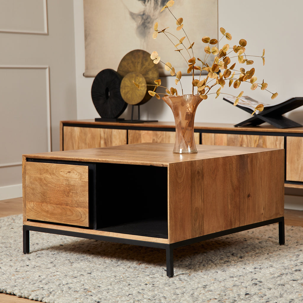 RichWood coffee table | 80 cm